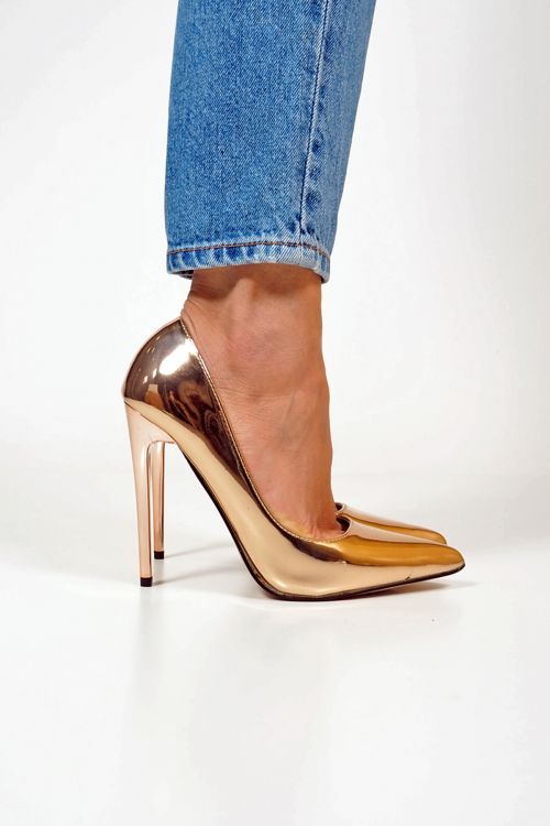 Metallic Shade Pumps