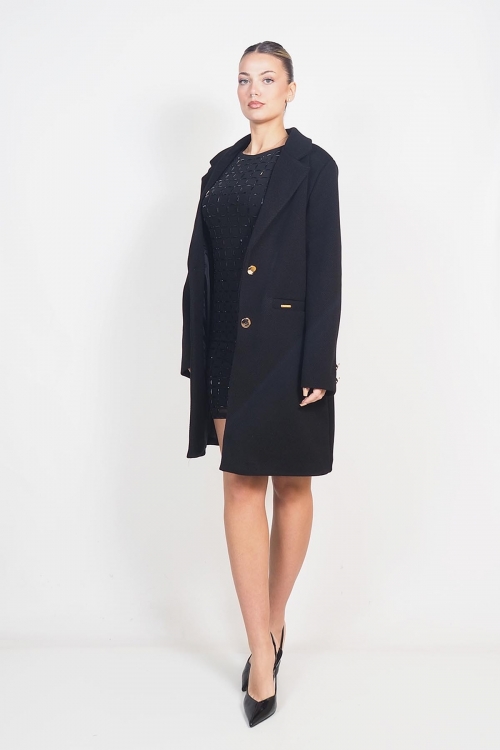 Embossed coat with golden buttons