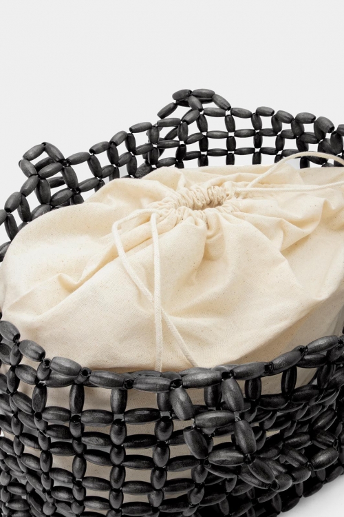 Bag with wooden beads
