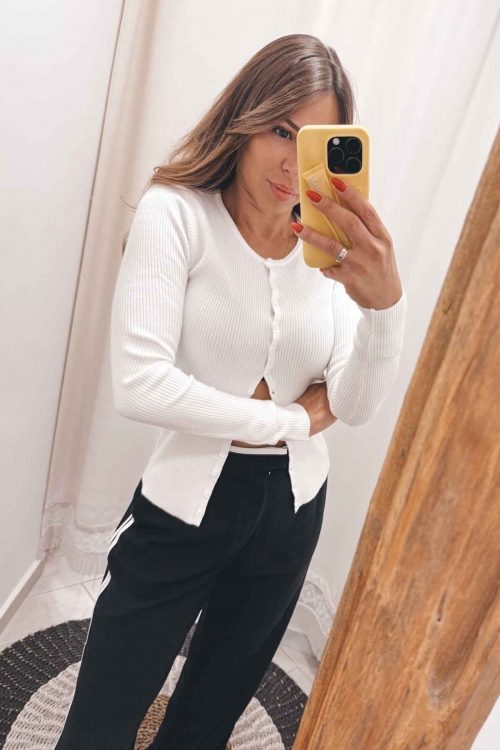 Knit buttoned short cardigan top