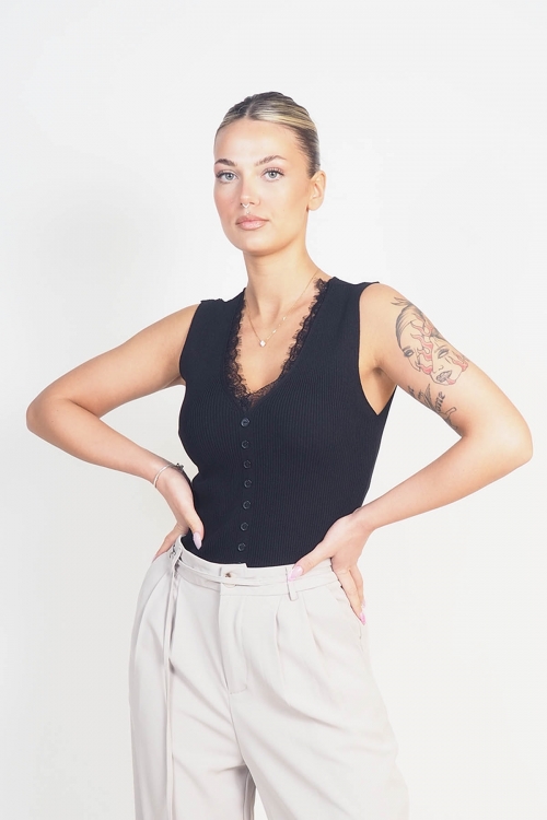 Knit top with buttons and lace