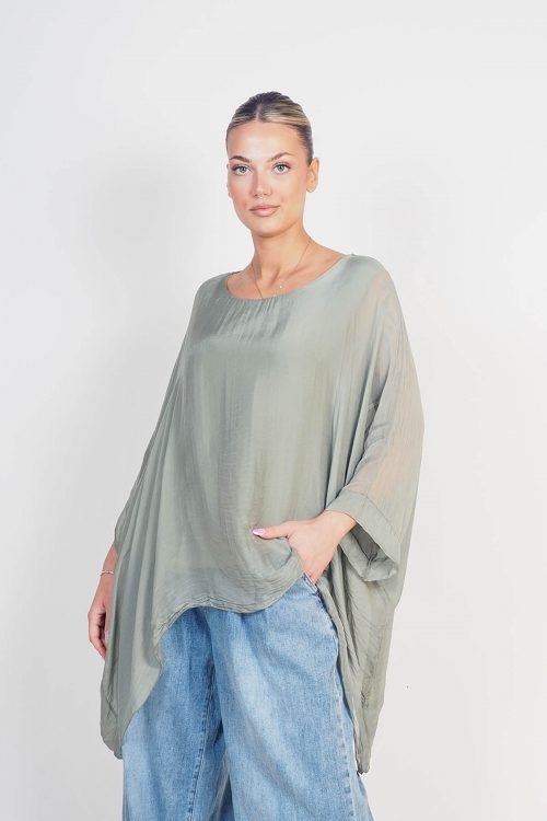 Loose silky top